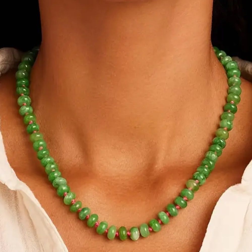 Boho Green Beaded Necklace Q245